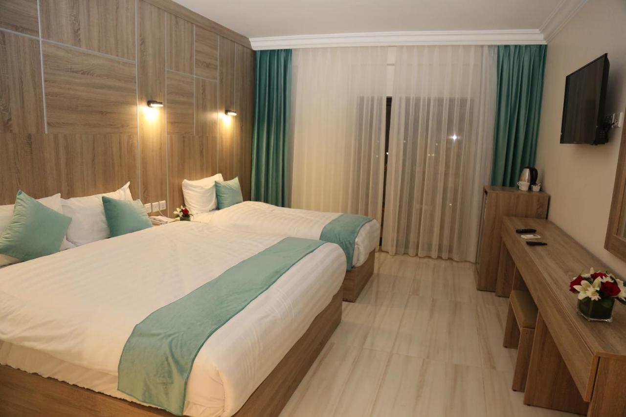 Turquoise Hotel Aqaba Bagian luar foto